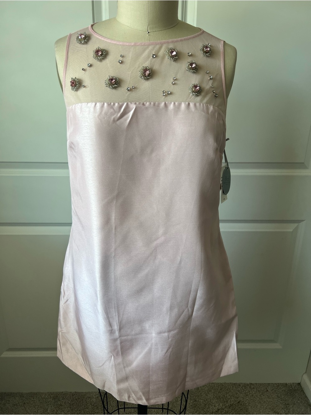 New Pearl By Georgina Chapman Satin Sleeveless Shift Dress